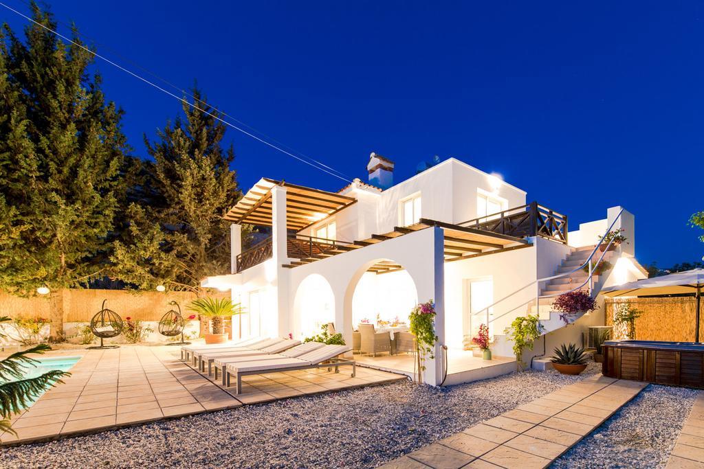 Villa Eva Peyia Luaran gambar